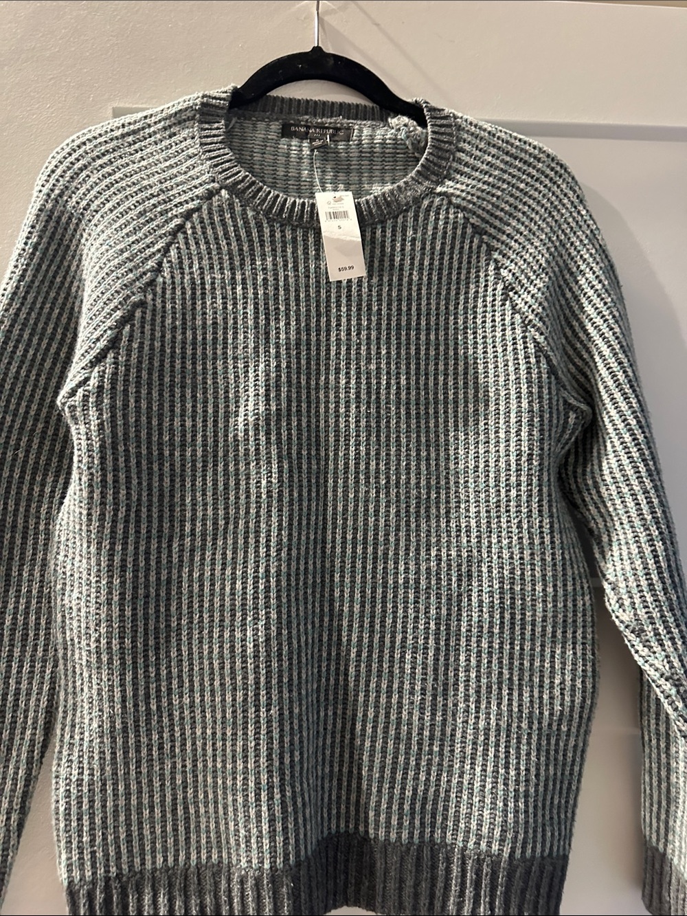Banana Republic Ribbed Crewneck Sweater - Gray & White